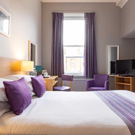 The Caledonian New Southlands Hotel Scarborough Room photo